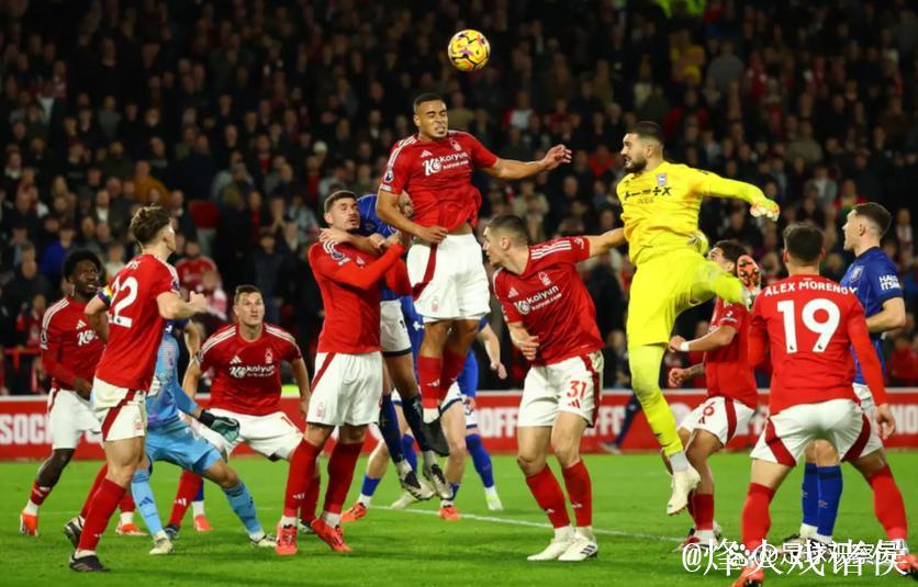 又一场3-0！英超54岁名帅力挽狂澜：7场4胜 带队双线狂奔